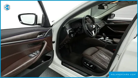 BMW 5 SERIES 530I XDRIVE LUXURY PLUS