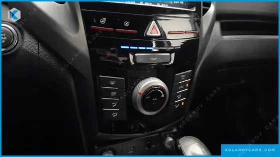 KGM - SSANGYONG TIVOLI VX 2WD