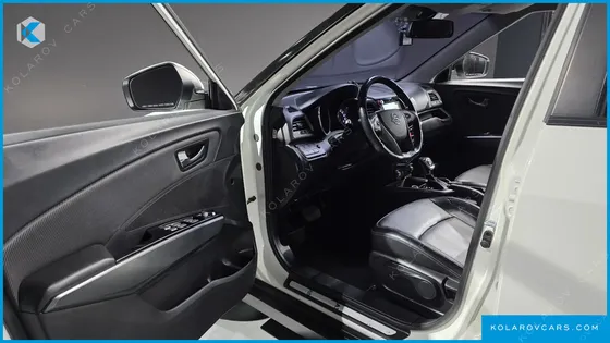 KGM - SSANGYONG TIVOLI LX 4WD