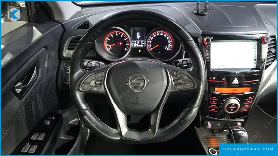 KGM - SSANGYONG TIVOLI LX 4WD