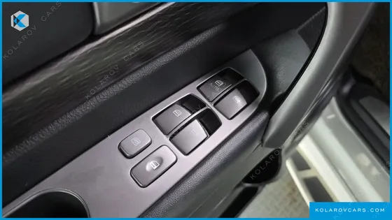 KGM - SSANGYONG KORANDO 4WD RX 11-SEATER