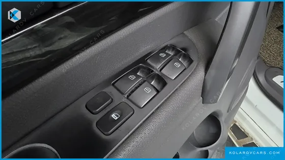 KGM - SSANGYONG KORANDO 4WD RX 9-SEATER