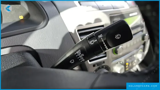 KGM - SSANGYONG KORANDO 4WD LT 11-SEATER