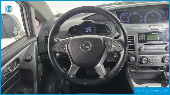 KGM - SSANGYONG KORANDO 4WD TX 11-SEATER