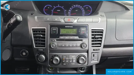 KGM - SSANGYONG KORANDO 4WD TX 11-SEATER