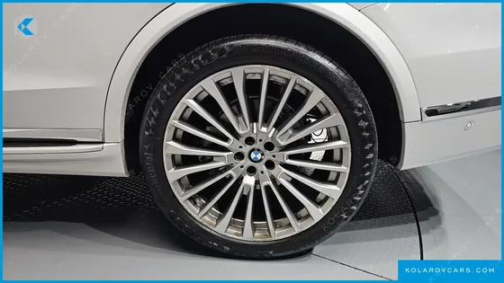 BMW X7 XDRIVE 40I DESIGN PURE EXCELLENCE 7-SEATER