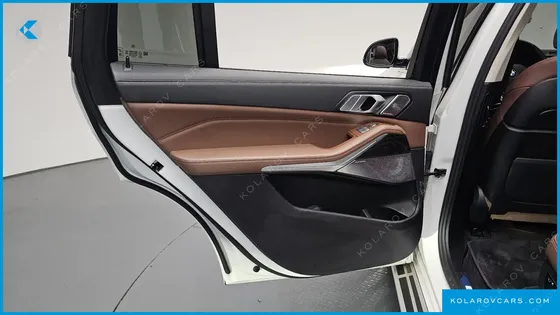 BMW X7 XDRIVE 40I DESIGN PURE EXCELLENCE 7-SEATER