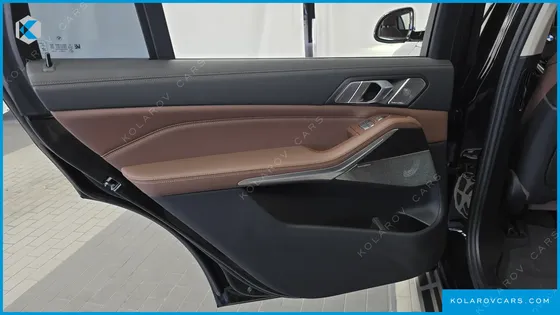 BMW X7 XDRIVE 40I DESIGN PURE EXCELLENCE 7-SEATER