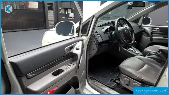 KGM - SSANGYONG KORANDO 4WD LT 11-SEATER