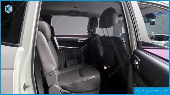 KGM - SSANGYONG KORANDO 4WD LT 11-SEATER