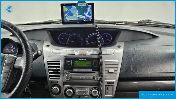 KGM - SSANGYONG KORANDO 2WD LT 11-SEATER