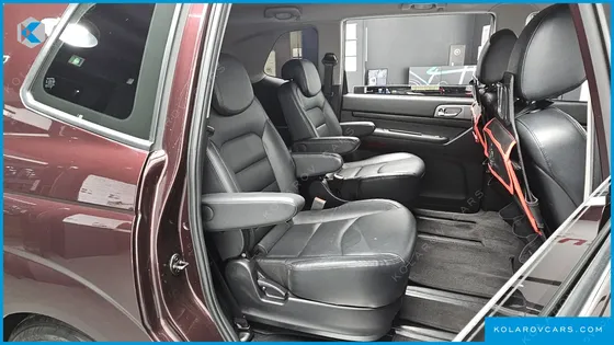 KGM - SSANGYONG KORANDO 4WD OUTDOOR EDITION 9-SEATER
