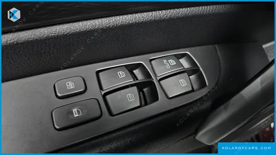 KGM - SSANGYONG KORANDO 4WD OUTDOOR EDITION 9-SEATER