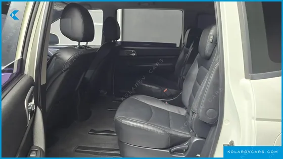 KGM - SSANGYONG KORANDO 4WD TX 9-SEATER