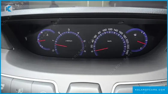 KGM - SSANGYONG KORANDO 4WD TX 9-SEATER