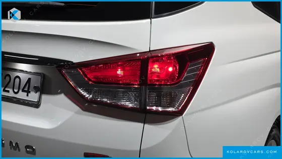 KGM - SSANGYONG KORANDO 4WD TX 9-SEATER