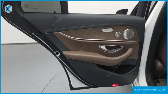 MERCEDES E-CLASS E300E 4MATIC EXCLUSIVE