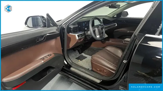 HYUNDAI GRANDEUR 2,5 GASOLINE 2WD
