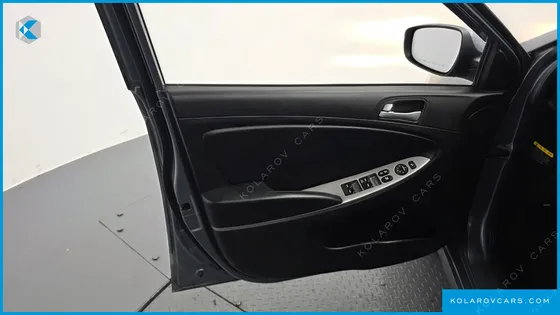 HYUNDAI ACCENT WIT 1.4 VVT MODERN