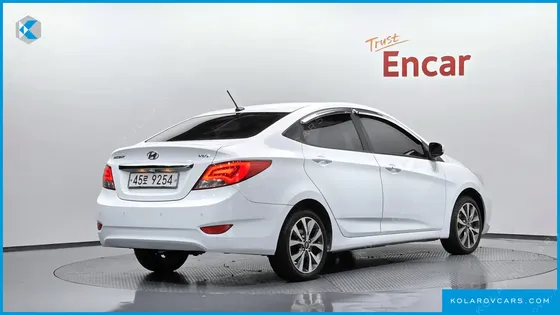 HYUNDAI ACCENT 1.4 VVT PREMIUM