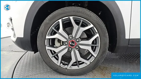 KIA SELTOS GASOLINE 1.6 TURBO 2WD