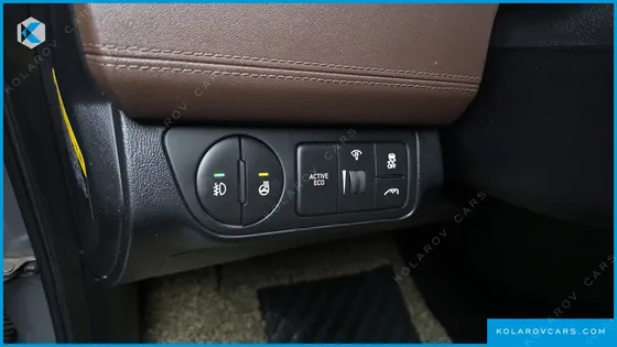 HYUNDAI STAREX 4WD URBAN 9-SEATER