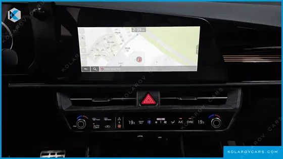 KIA NIRO SIGNATURE
