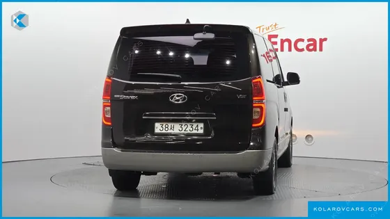HYUNDAI STAREX 4WD URBAN 9-SEATER