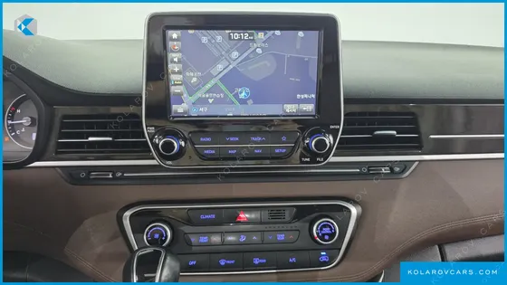 HYUNDAI STAREX 4WD URBAN 9-SEATER