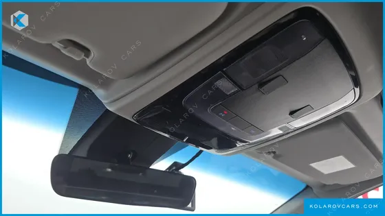 HYUNDAI STARIA CARGO 3-SEATER