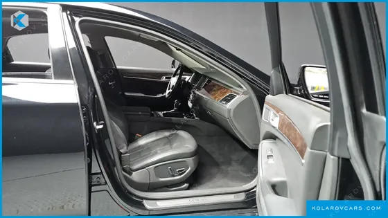 HYUNDAI GENESIS G330 MODERN AWD
