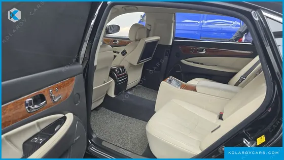 HYUNDAI EQUUS VL500