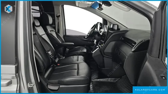 HYUNDAI STARIA CARGO 3-SEATER