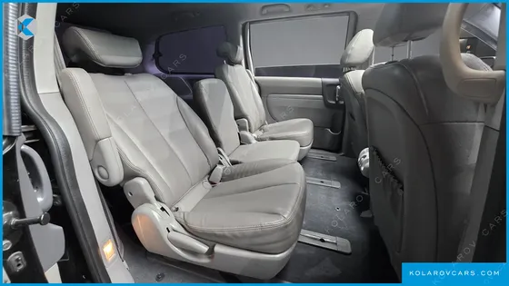 KIA CARNIVAL GRAND CARNIVAL GLX