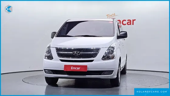 HYUNDAI STAREX 11-SEATER WAGON