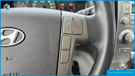 HYUNDAI STAREX 11-SEATER WAGON