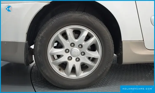 KIA CARNIVAL GRAND CARNIVAL HI LIMOUSINE GASOLINE GLX