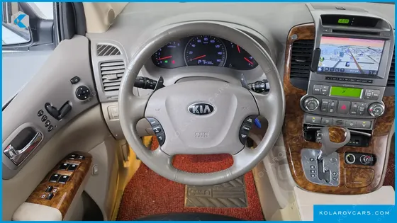 KIA CARNIVAL GRAND CARNIVAL HI LIMOUSINE GASOLINE GLX