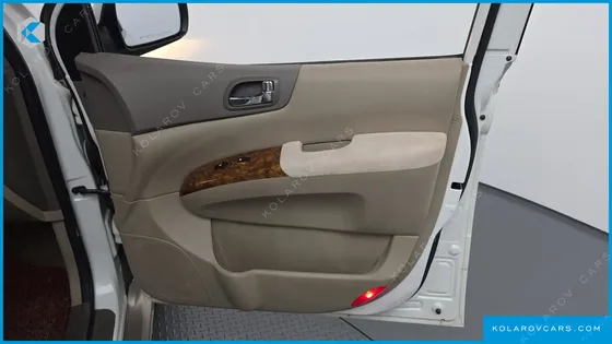 KIA CARNIVAL GRAND CARNIVAL HI LIMOUSINE GASOLINE GLX