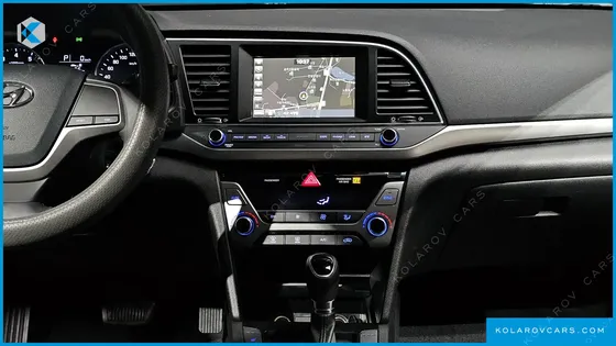 HYUNDAI ELANTRA (AVANTE) 1.6 GDI SMART