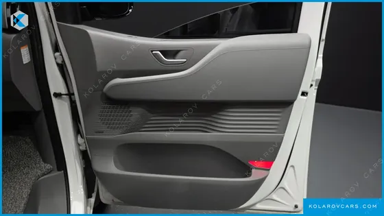 HYUNDAI STARIA HEV 1.6 LOUNGE 7-SEATER