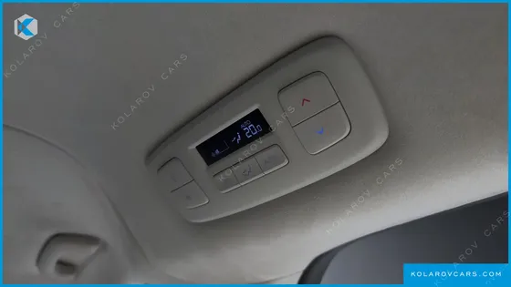 HYUNDAI STARIA HEV 1.6 LOUNGE 7-SEATER
