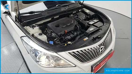 HYUNDAI GRANDEUR HG240 MODERN