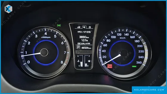 HYUNDAI GRANDEUR HG240 MODERN