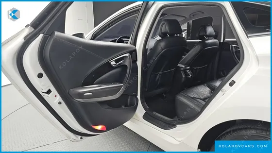 HYUNDAI GRANDEUR HG240 MODERN