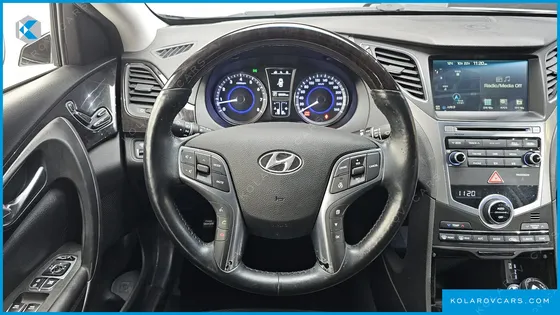 HYUNDAI GRANDEUR HG240 MODERN
