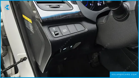 HYUNDAI GRANDEUR HG240 MODERN