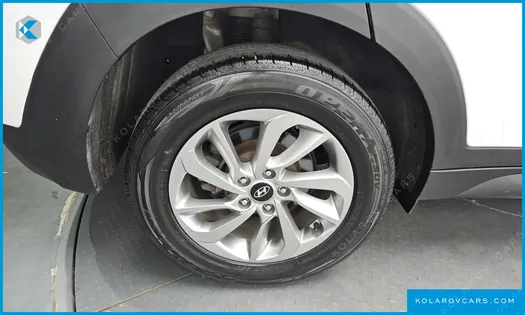 HYUNDAI TUCSON DIESEL 1.7 2WD