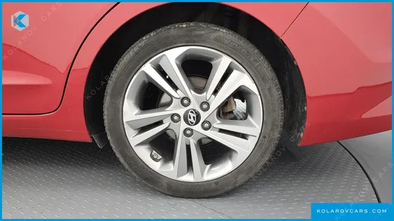 HYUNDAI ELANTRA (AVANTE) 1.6 GDI VALUE PLUS