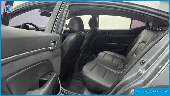 HYUNDAI ELANTRA (AVANTE) 1.6 LPI STYLE (RENTAL CAR)